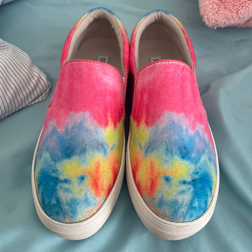 Steve Madden Women's Gills Fashion Sneaker - Tie Dye